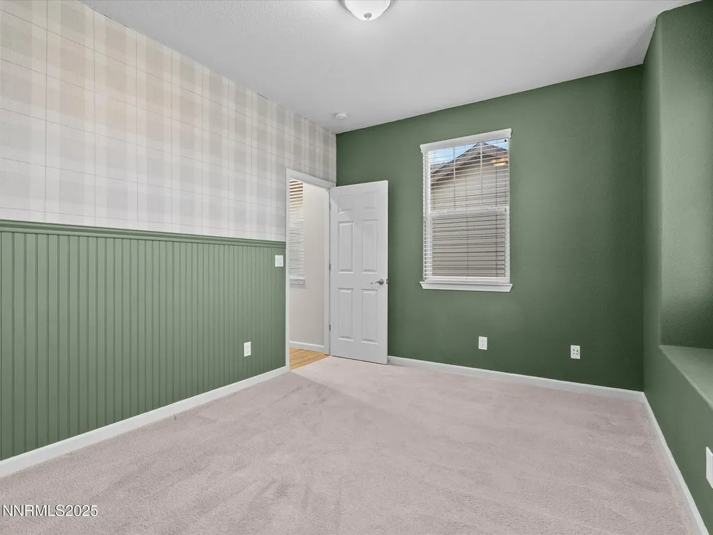 1056 Crown View Reno NV 89523