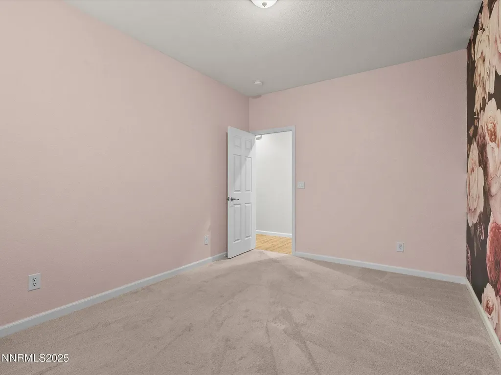 1056 Crown View Reno NV 89523