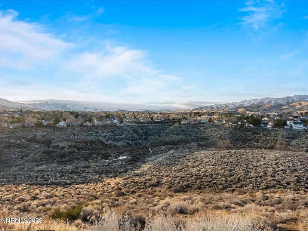 1056 Crown View Reno NV 89523
