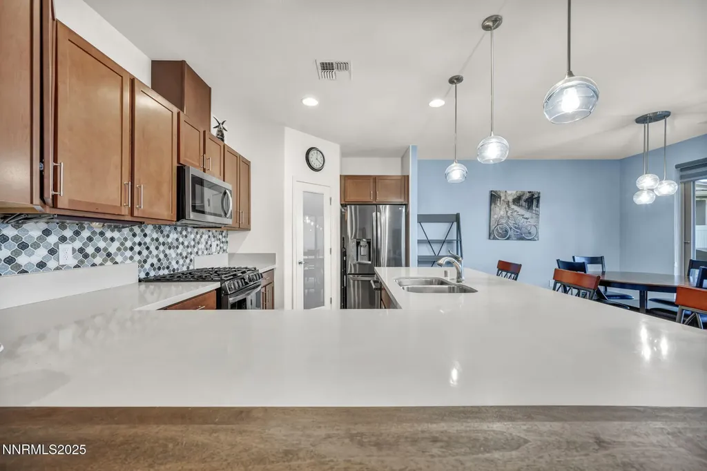 408 Cherry Blossom Reno NV 89521