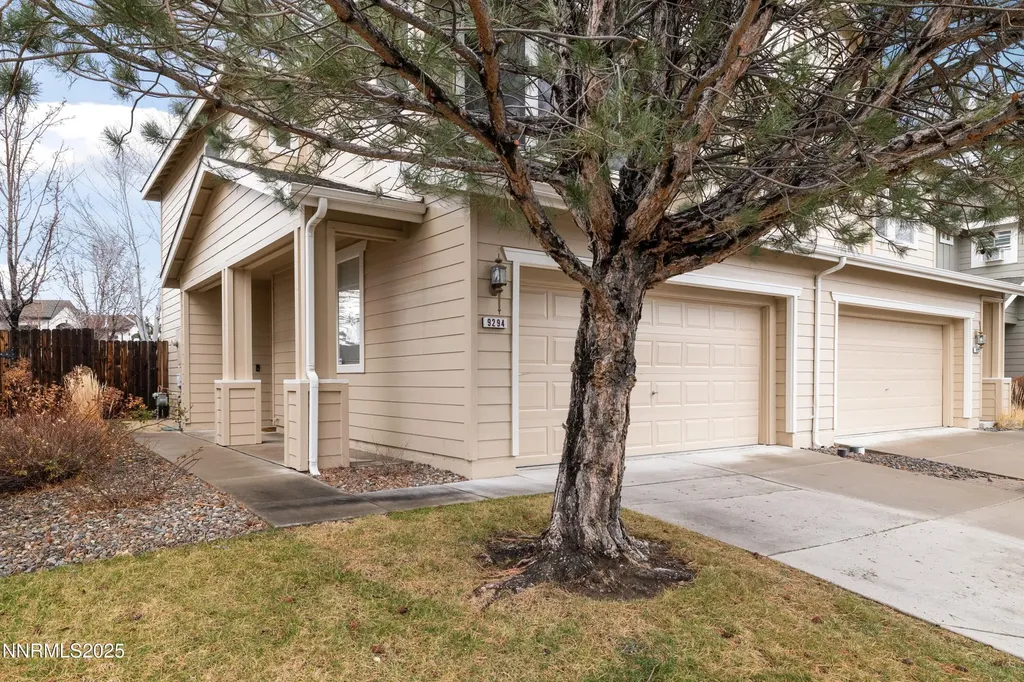 9294 Lone Wolf Reno NV 89506