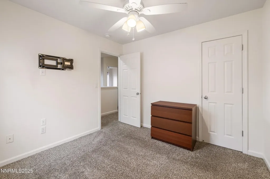 9294 Lone Wolf Reno NV 89506