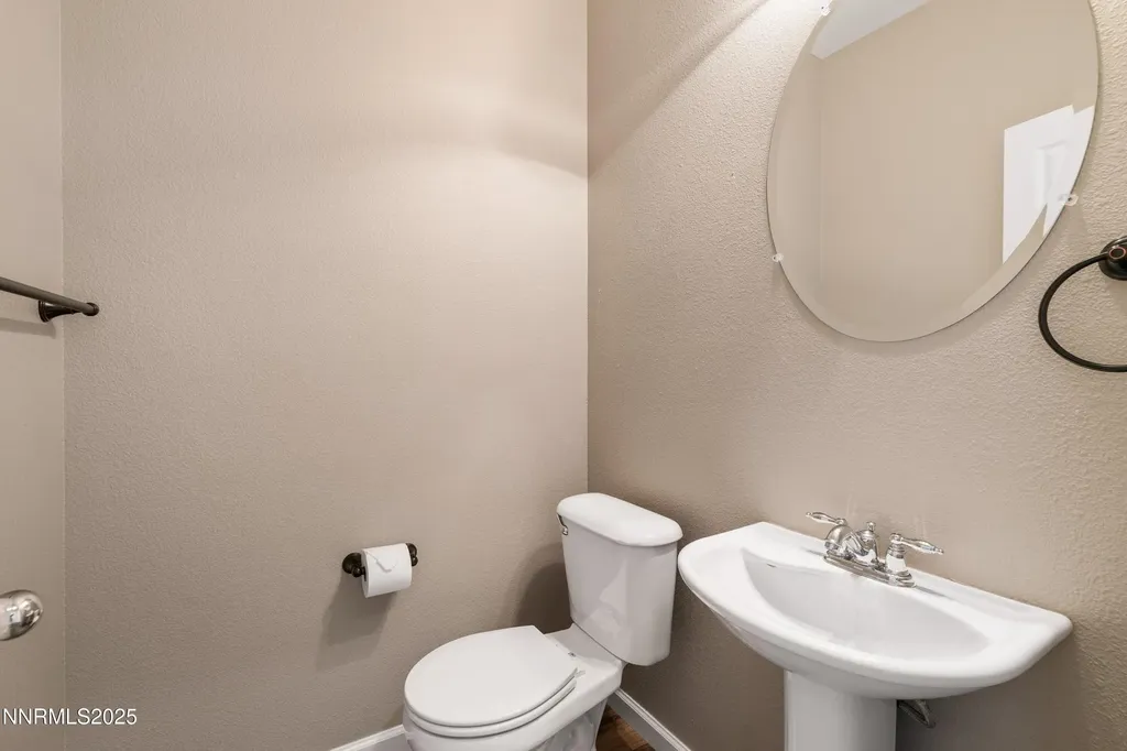 9294 Lone Wolf Reno NV 89506