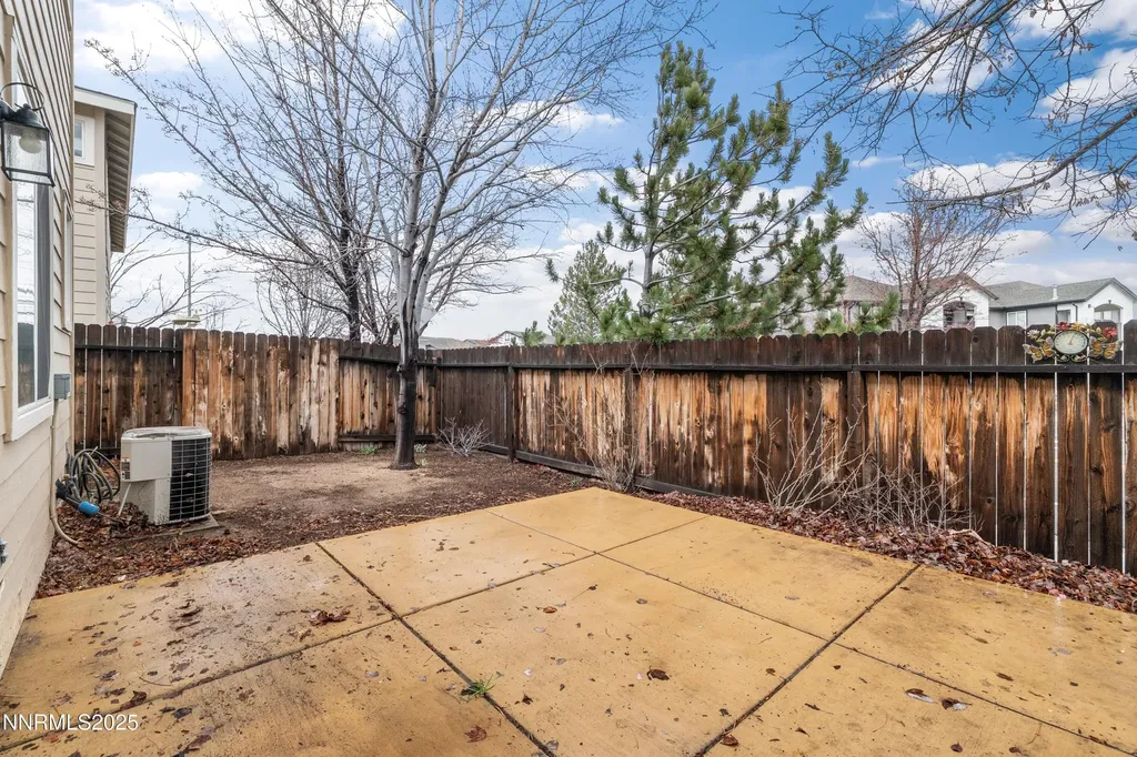 9294 Lone Wolf Reno NV 89506