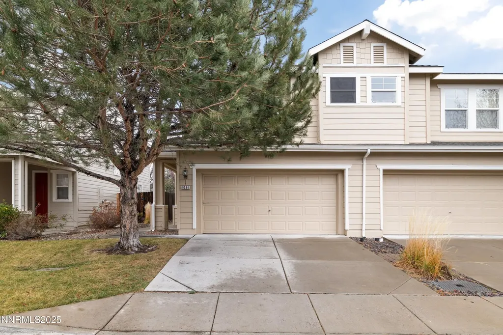 9294 Lone Wolf Reno NV 89506
