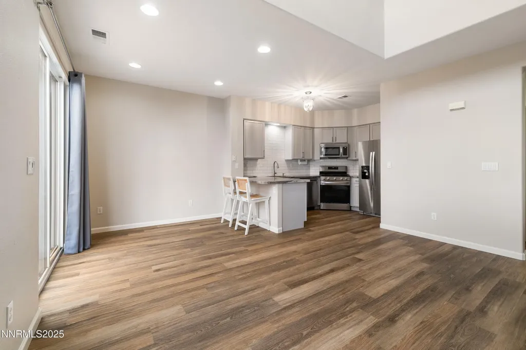 9294 Lone Wolf Reno NV 89506