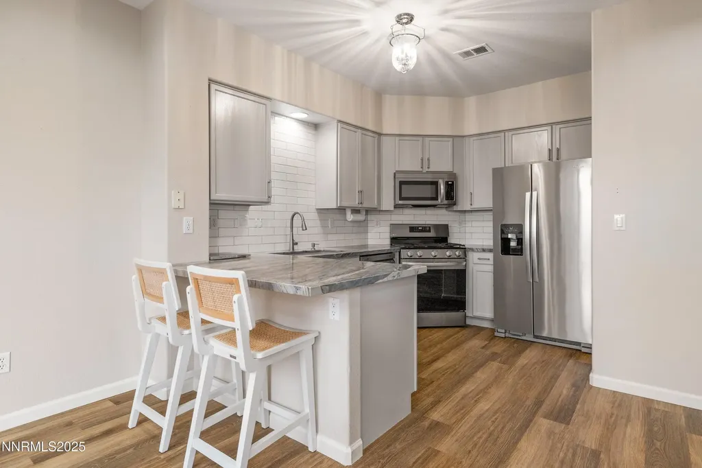 9294 Lone Wolf Reno NV 89506