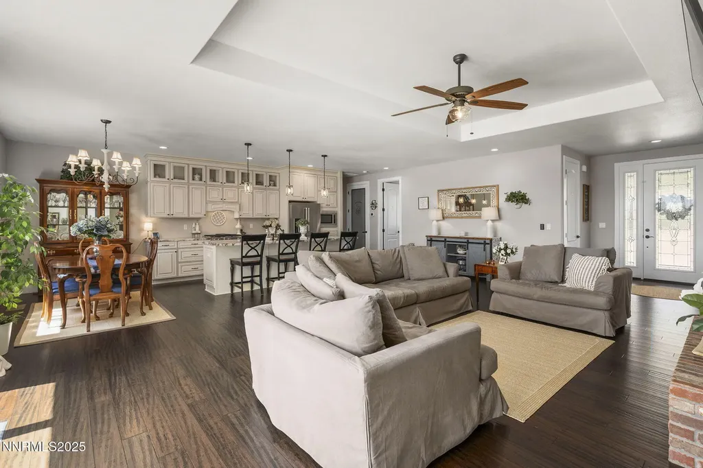 390 Angelina Wellington NV 89444