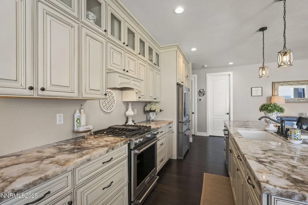 390 Angelina Wellington NV 89444