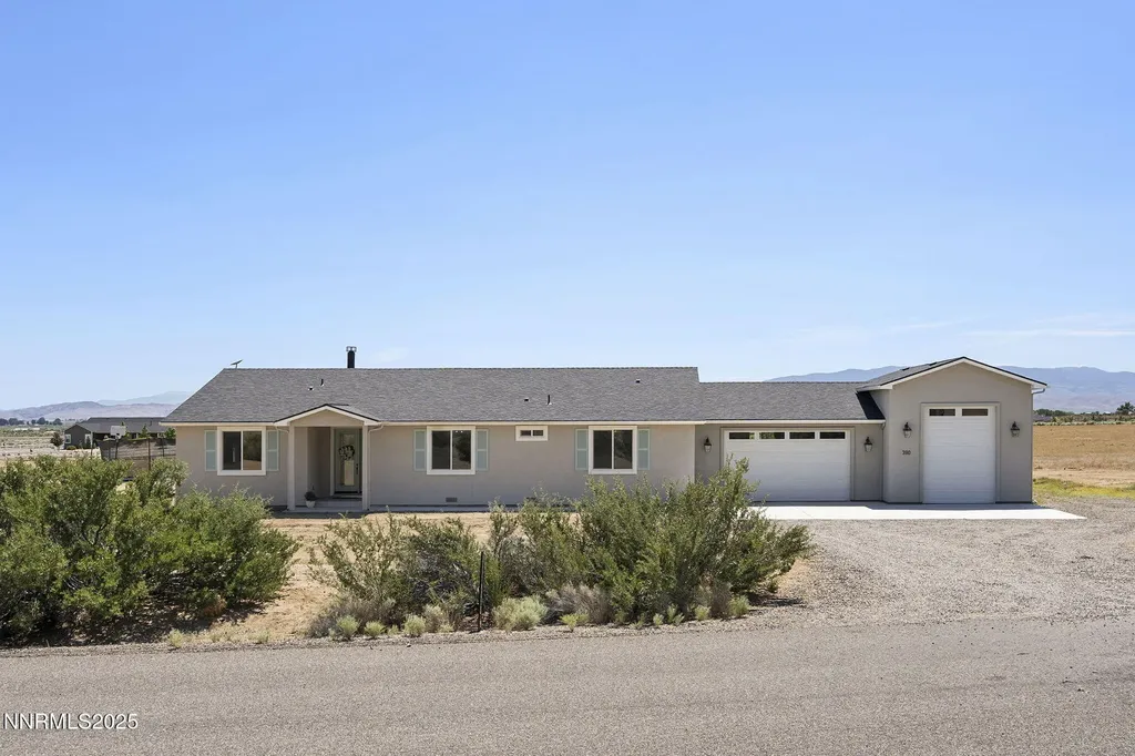 390 Angelina Wellington NV 89444