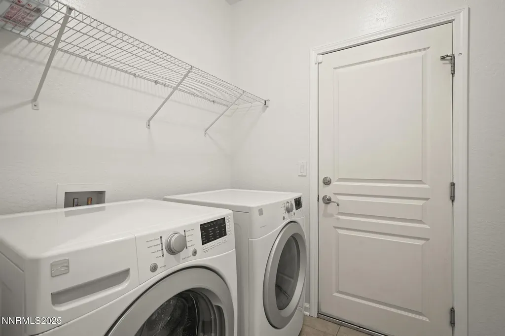 390 Angelina Wellington NV 89444