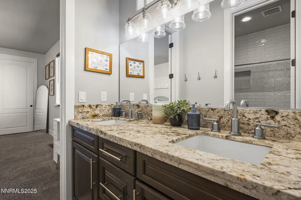 390 Angelina Wellington NV 89444