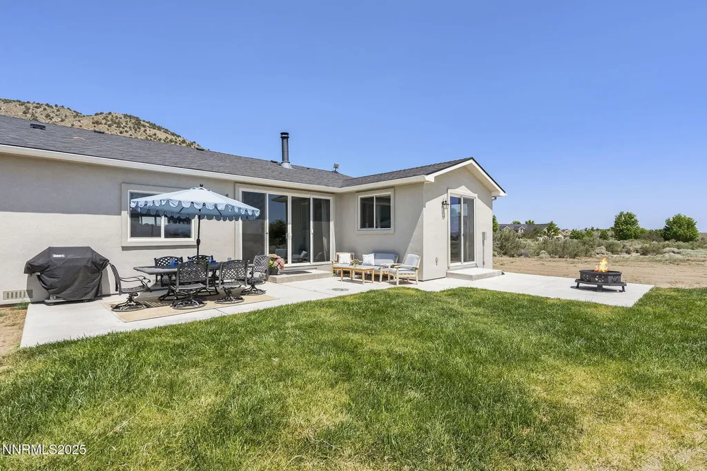 390 Angelina Wellington NV 89444