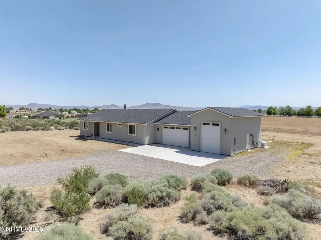 390 Angelina Wellington NV 89444