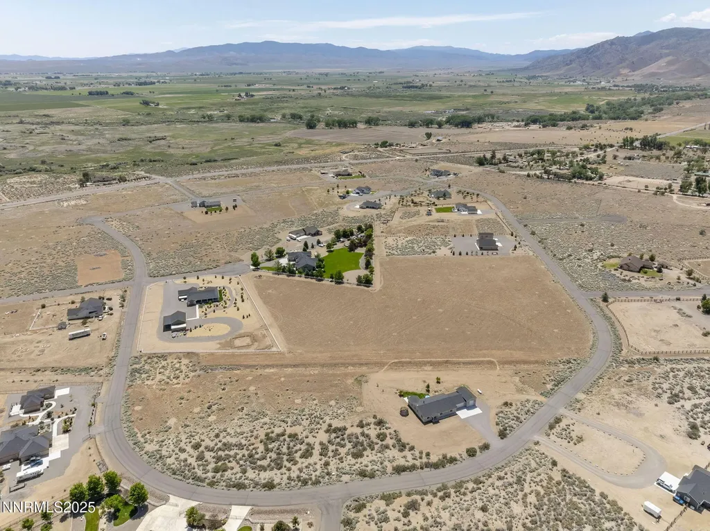 390 Angelina Wellington NV 89444