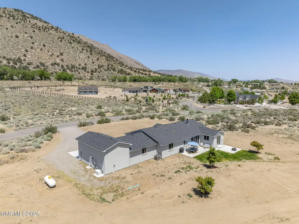 390 Angelina Wellington NV 89444