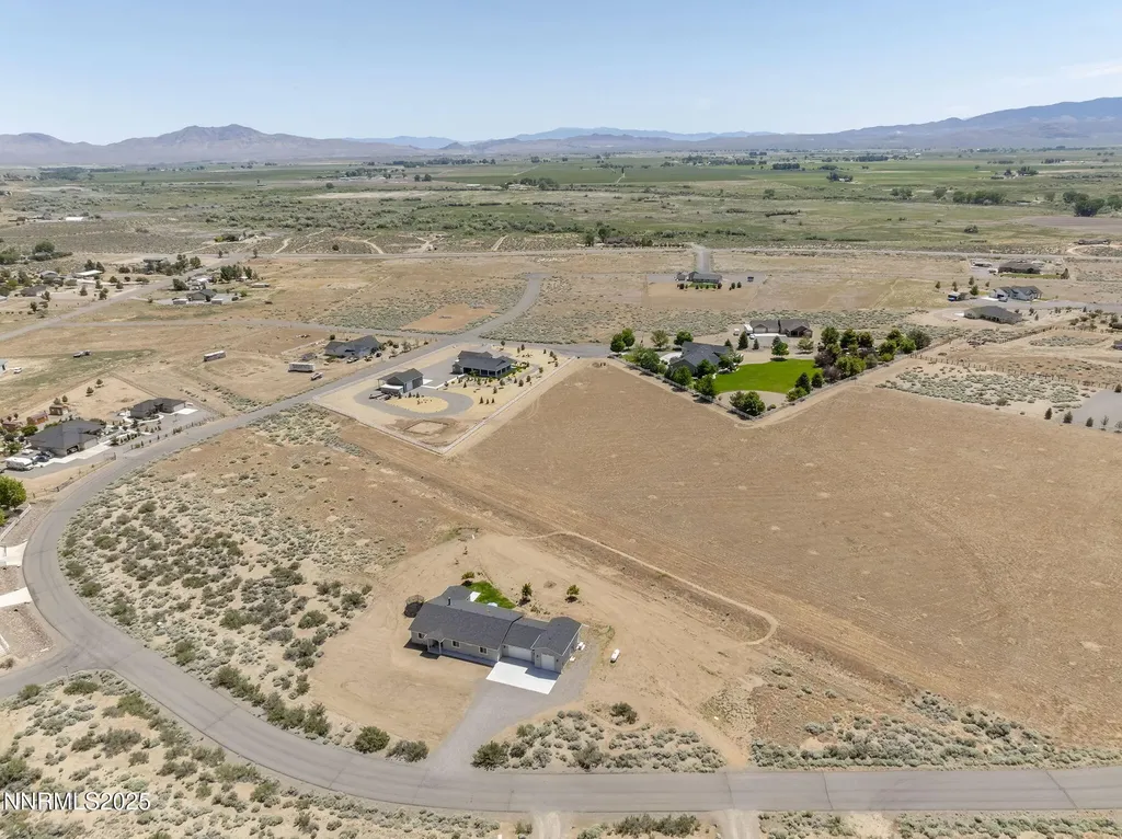 390 Angelina Wellington NV 89444