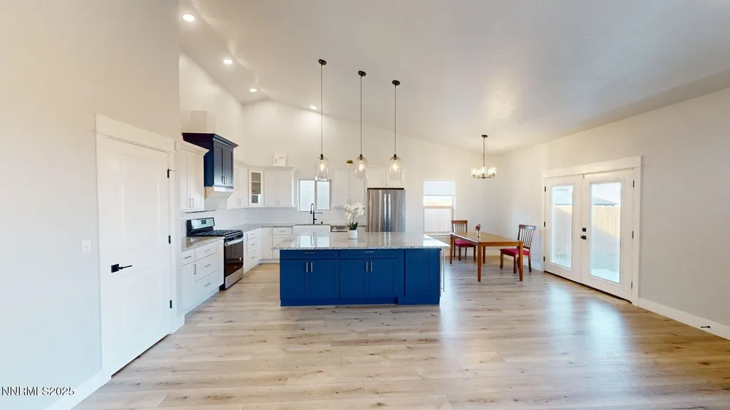 5335 Marla Winnemucca NV 89445