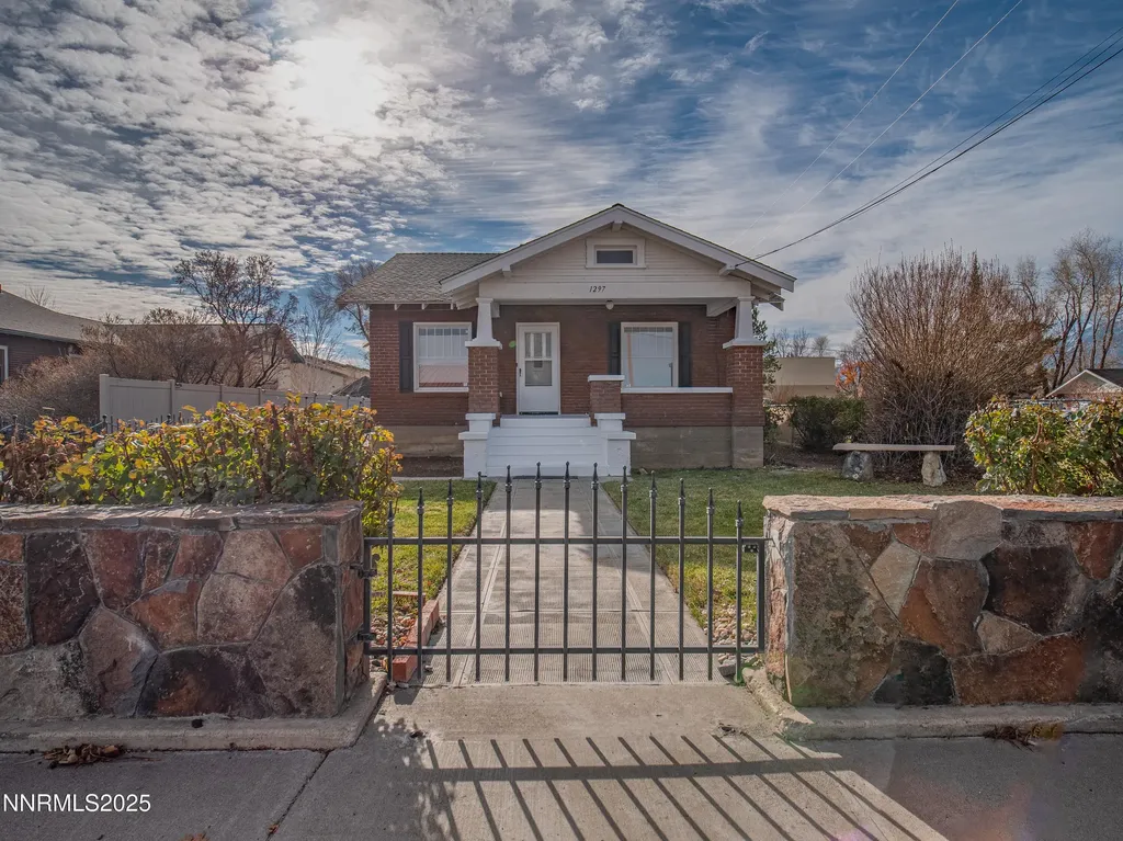 1297 Toler Gardnerville NV 89410