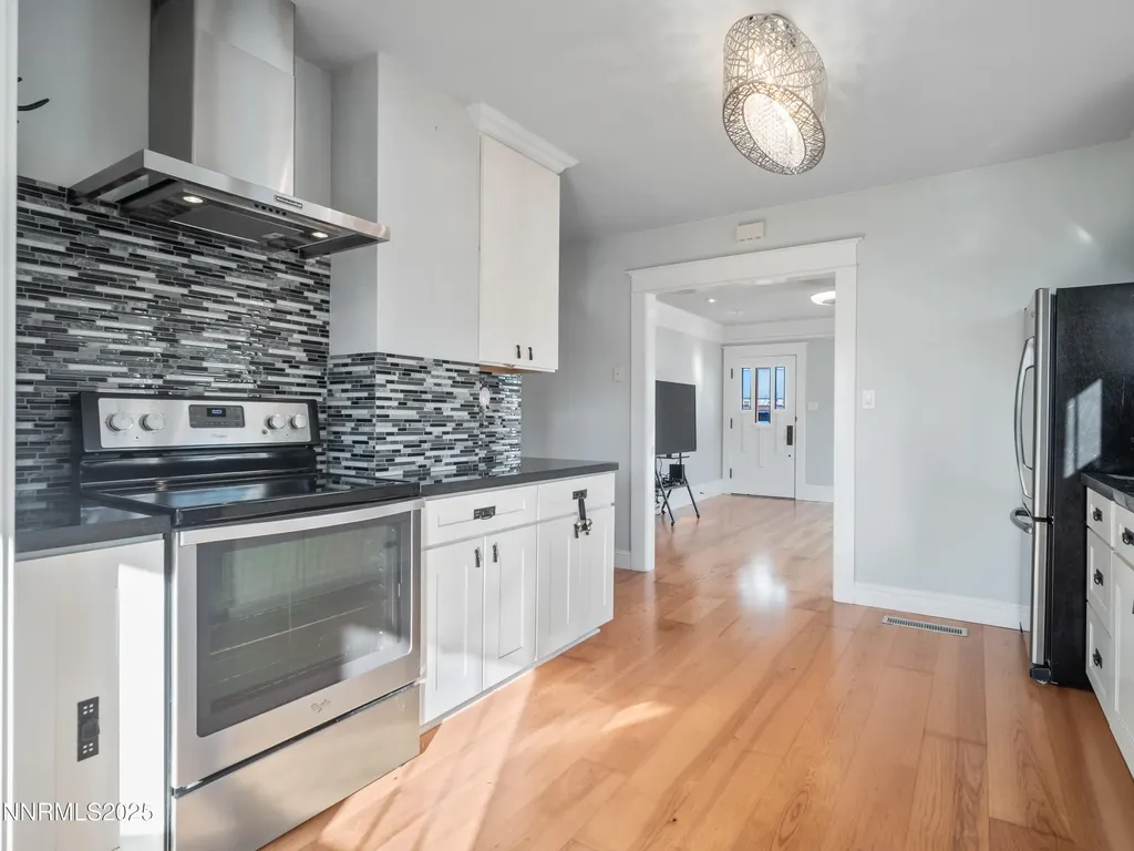 1297 Toler Gardnerville NV 89410