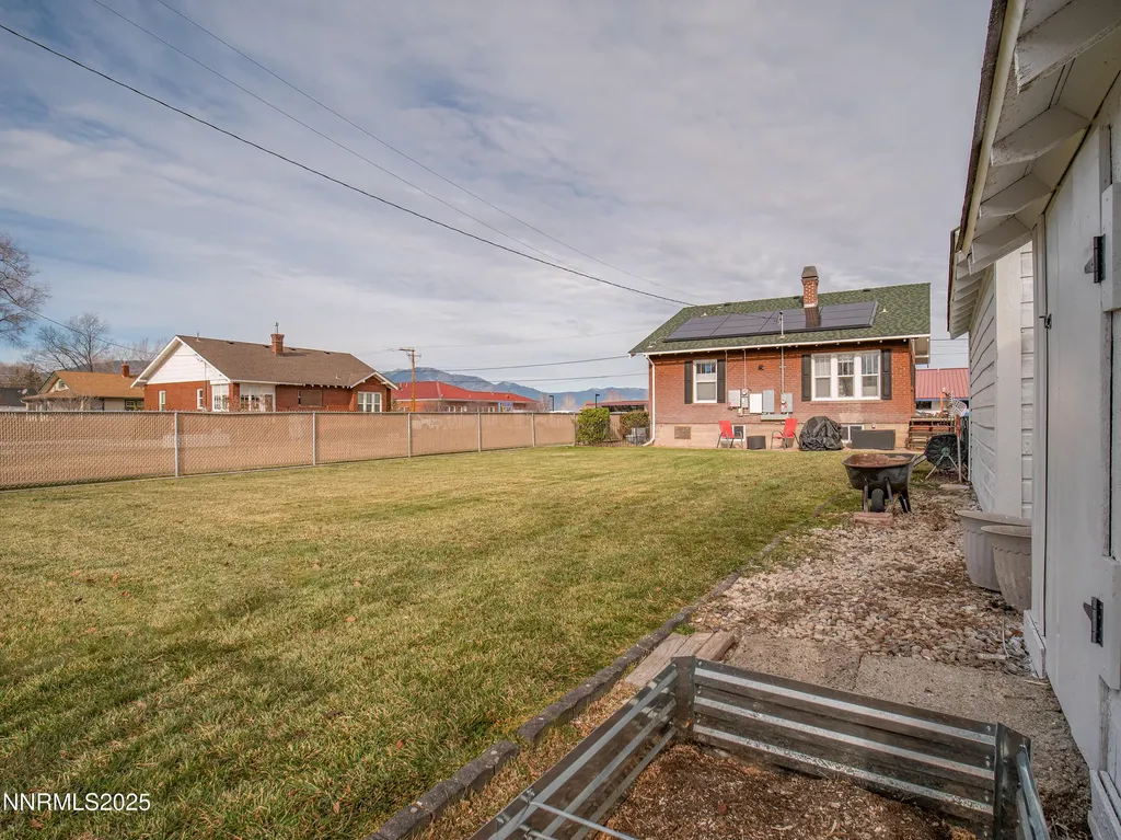 1297 Toler Gardnerville NV 89410
