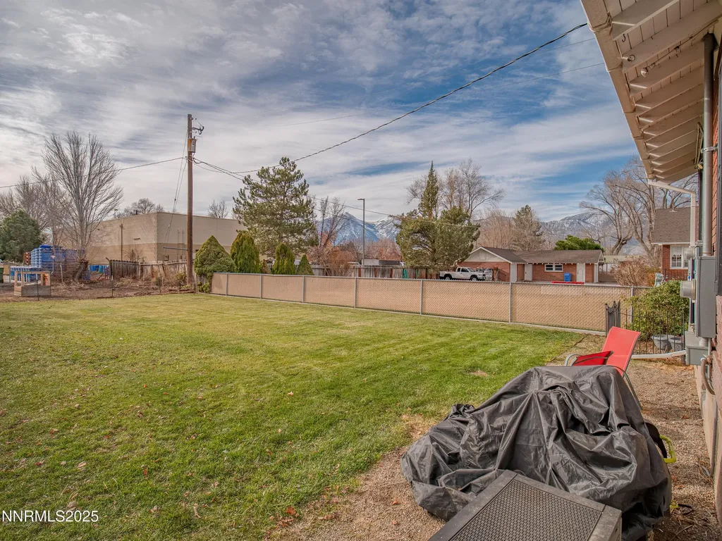 1297 Toler Gardnerville NV 89410