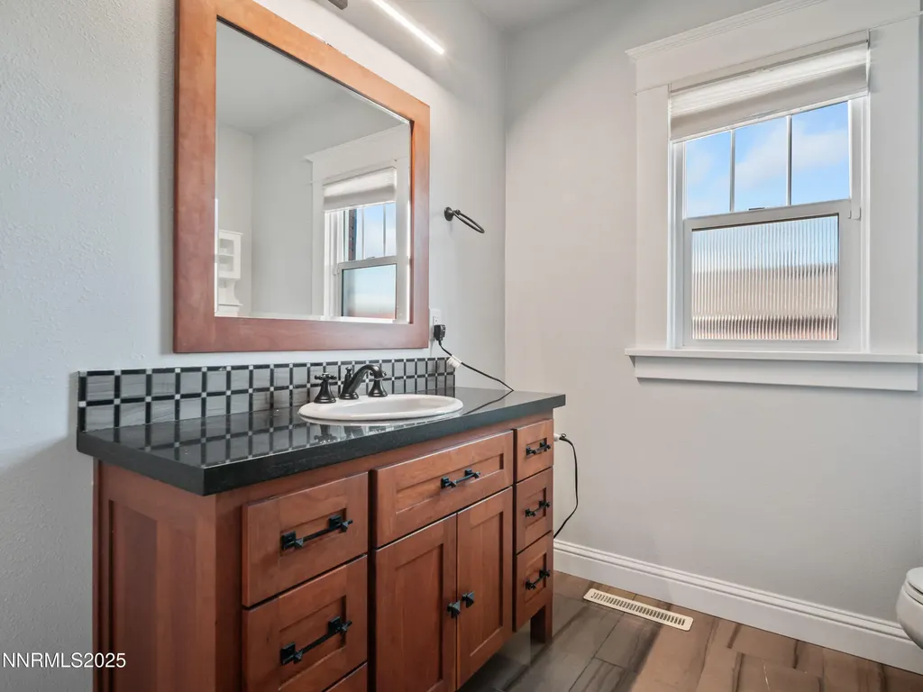 1297 Toler Gardnerville NV 89410