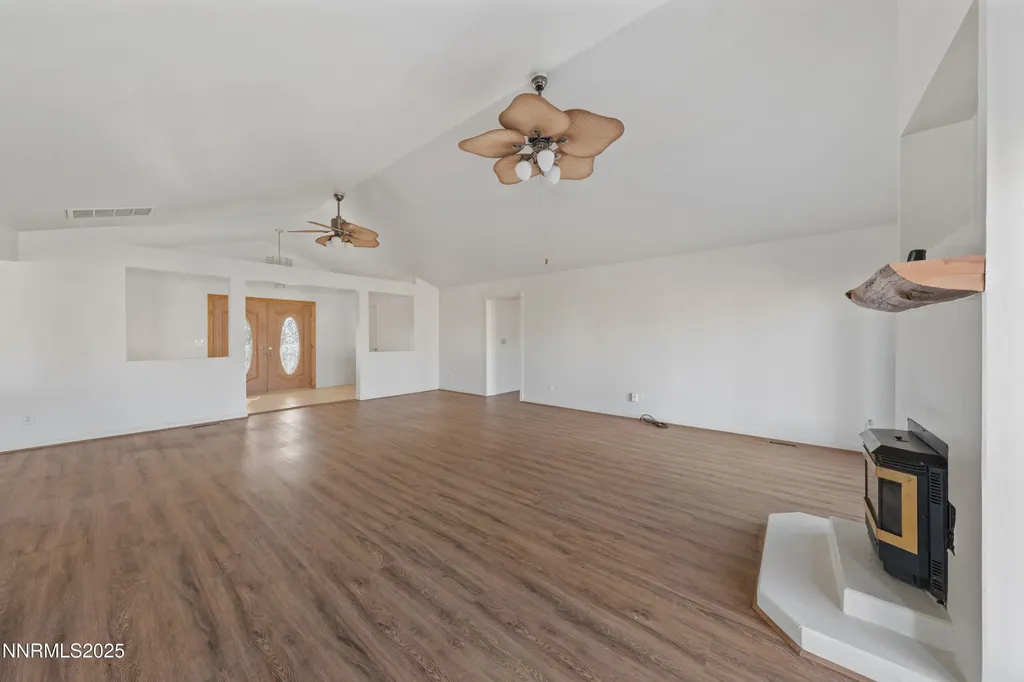 190 James Dayton NV 89403