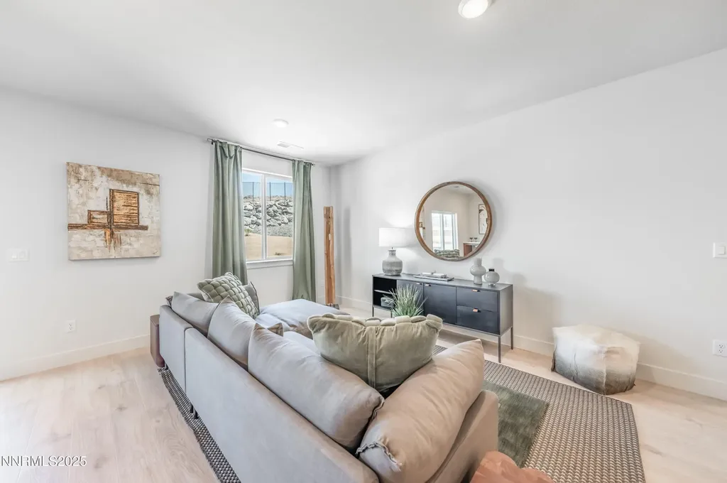 725 Sun Mesa Sun Valley NV 89433