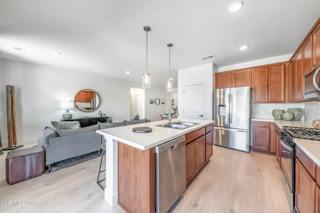 725 Sun Mesa Sun Valley NV 89433