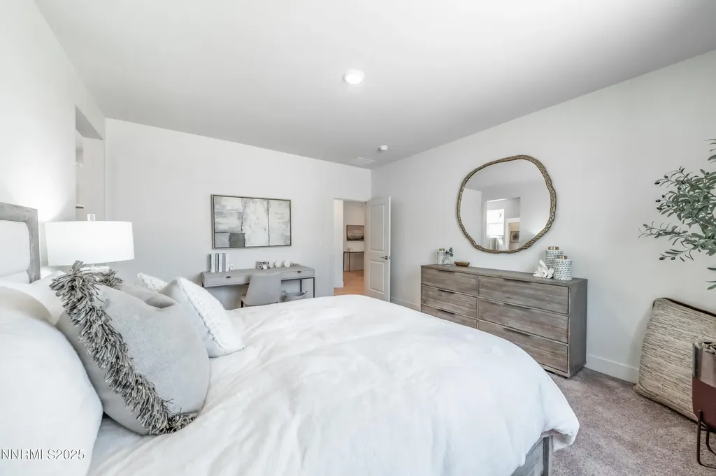 725 Sun Mesa Sun Valley NV 89433