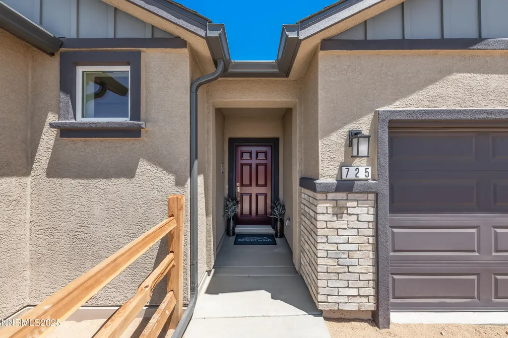 725 Sun Mesa Sun Valley NV 89433