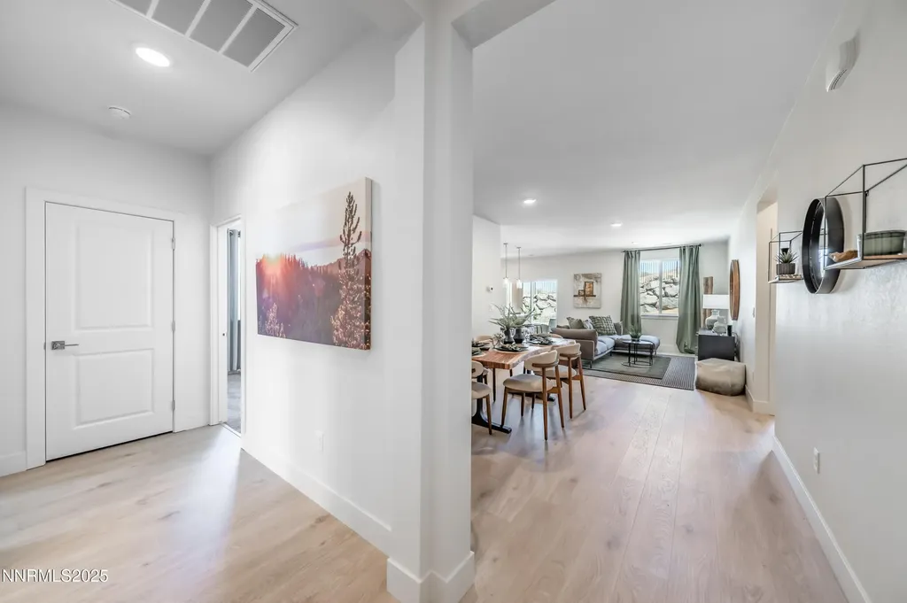 725 Sun Mesa Sun Valley NV 89433