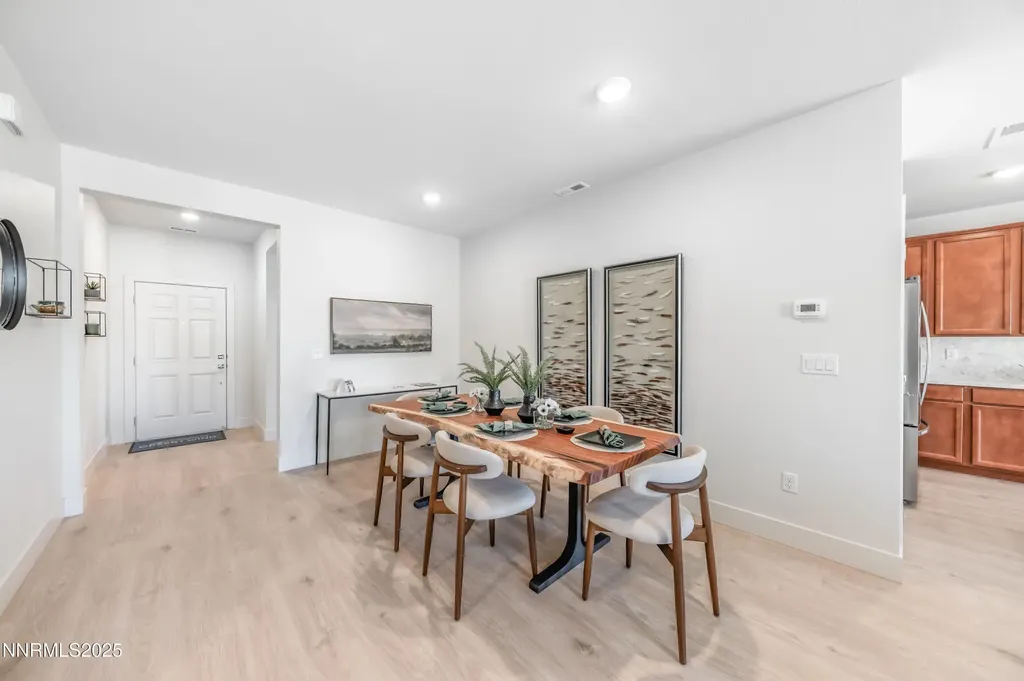 725 Sun Mesa Sun Valley NV 89433