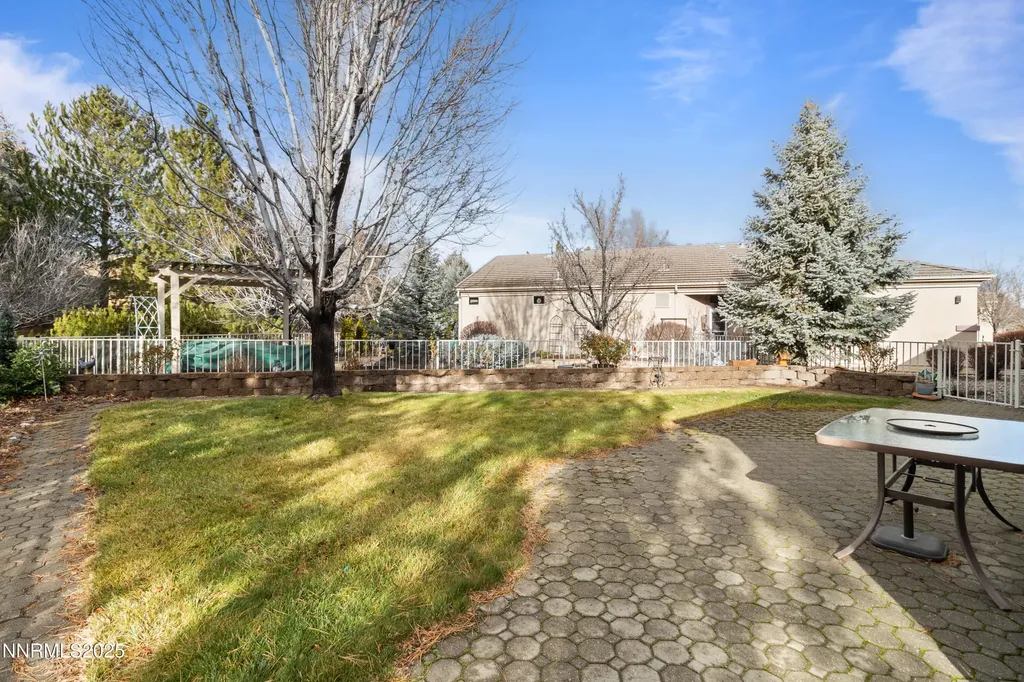 464 Sierra Leaf Reno NV 89511