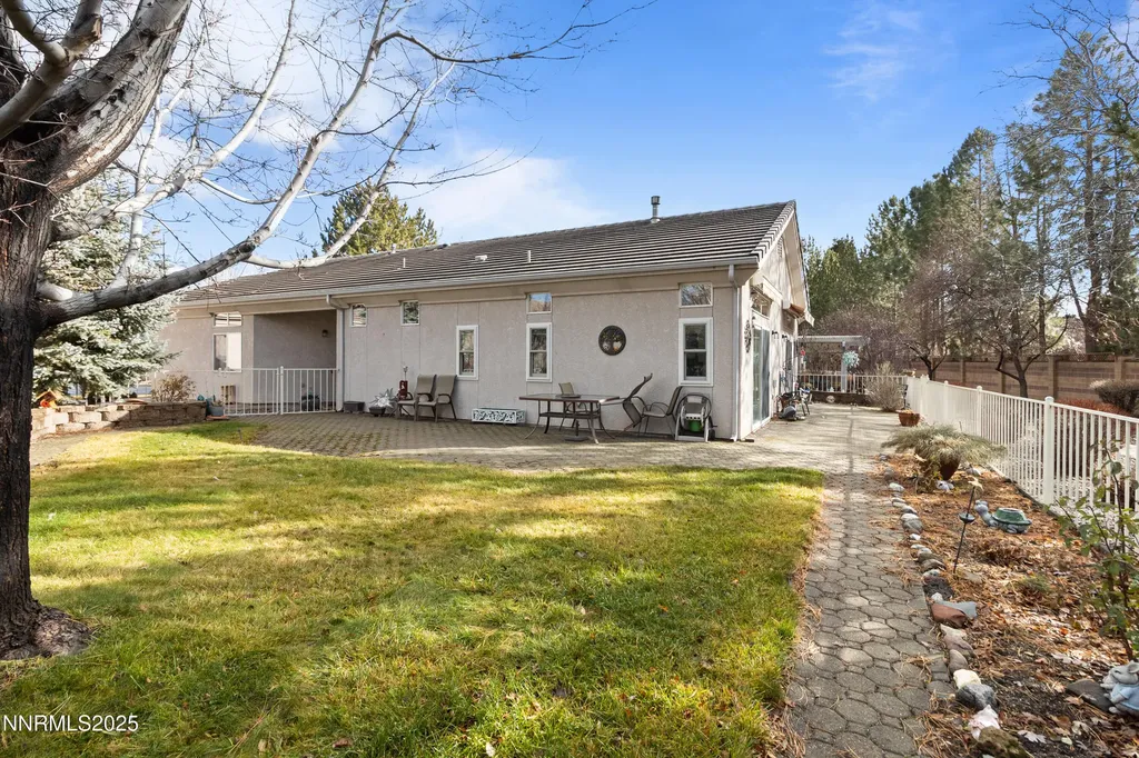 464 Sierra Leaf Reno NV 89511