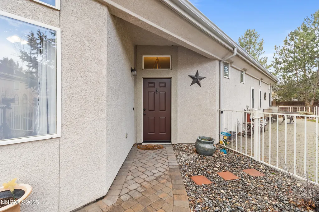 464 Sierra Leaf Reno NV 89511