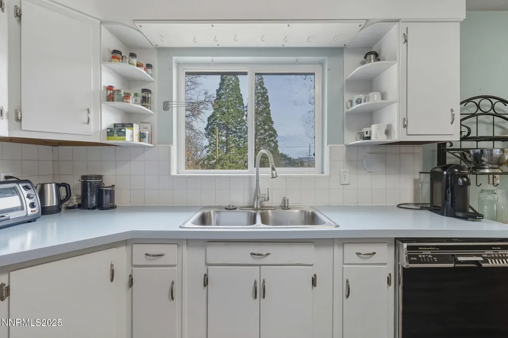 2050 Humboldt Reno NV 89509