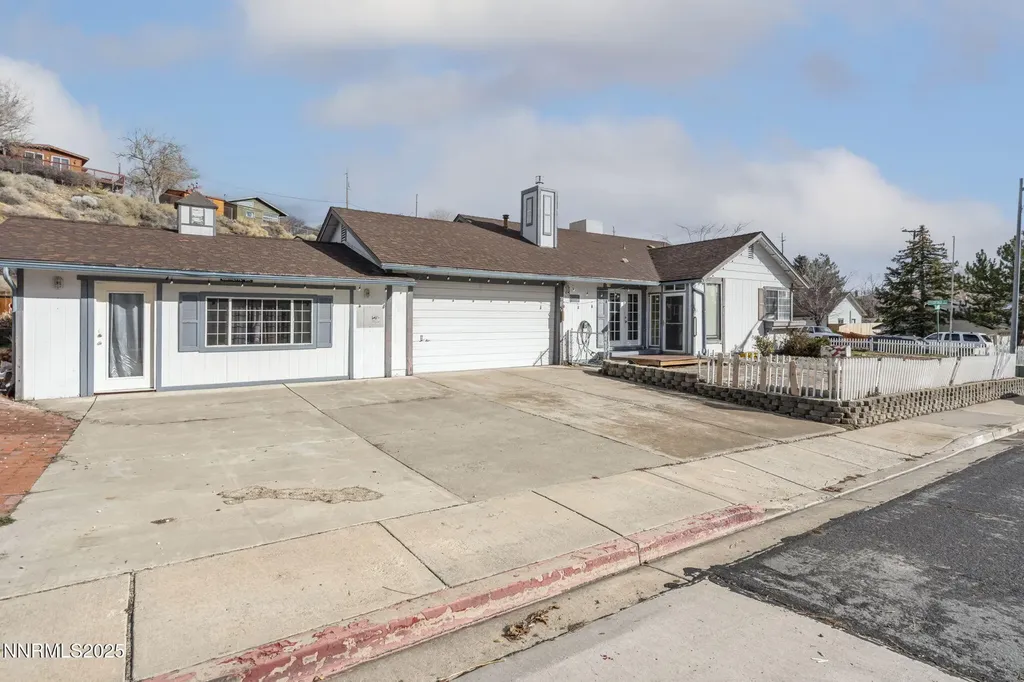1720 Peavine Reno NV 89503