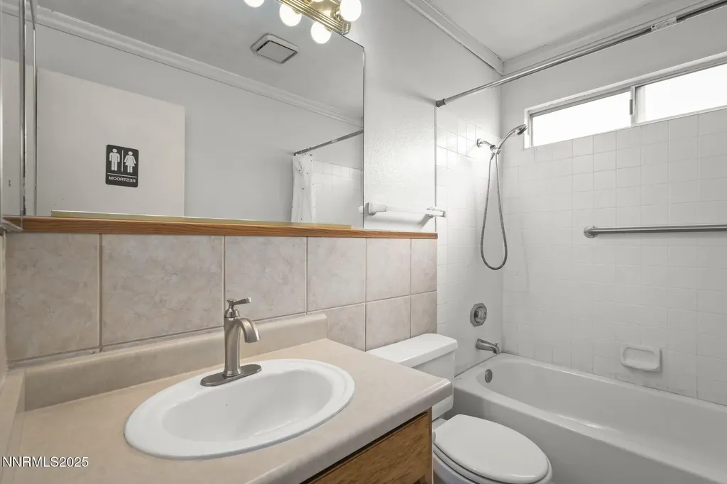 1720 Peavine Reno NV 89503