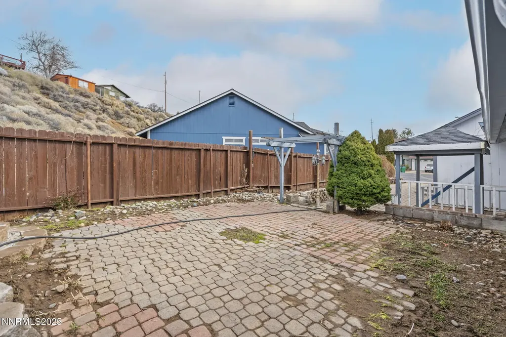 1720 Peavine Reno NV 89503