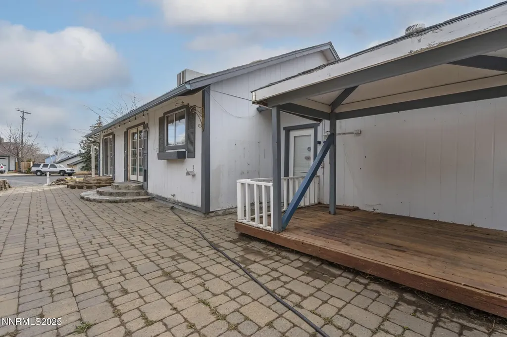 1720 Peavine Reno NV 89503
