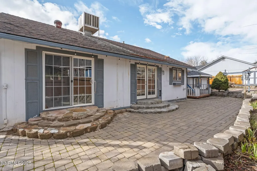 1720 Peavine Reno NV 89503