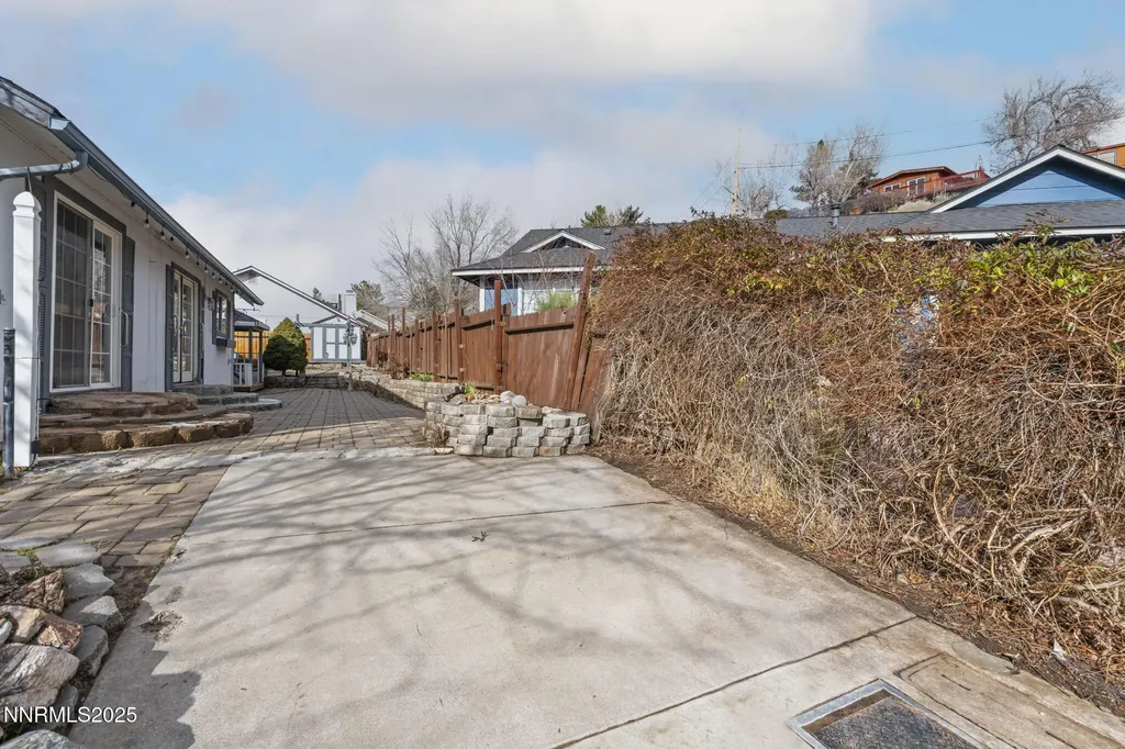 1720 Peavine Reno NV 89503