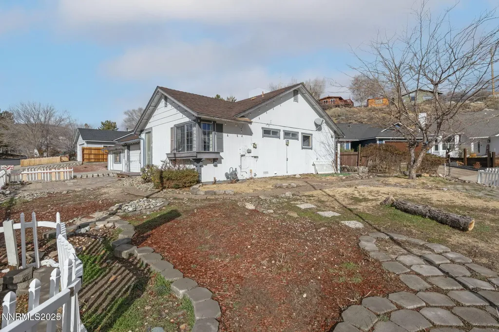 1720 Peavine Reno NV 89503