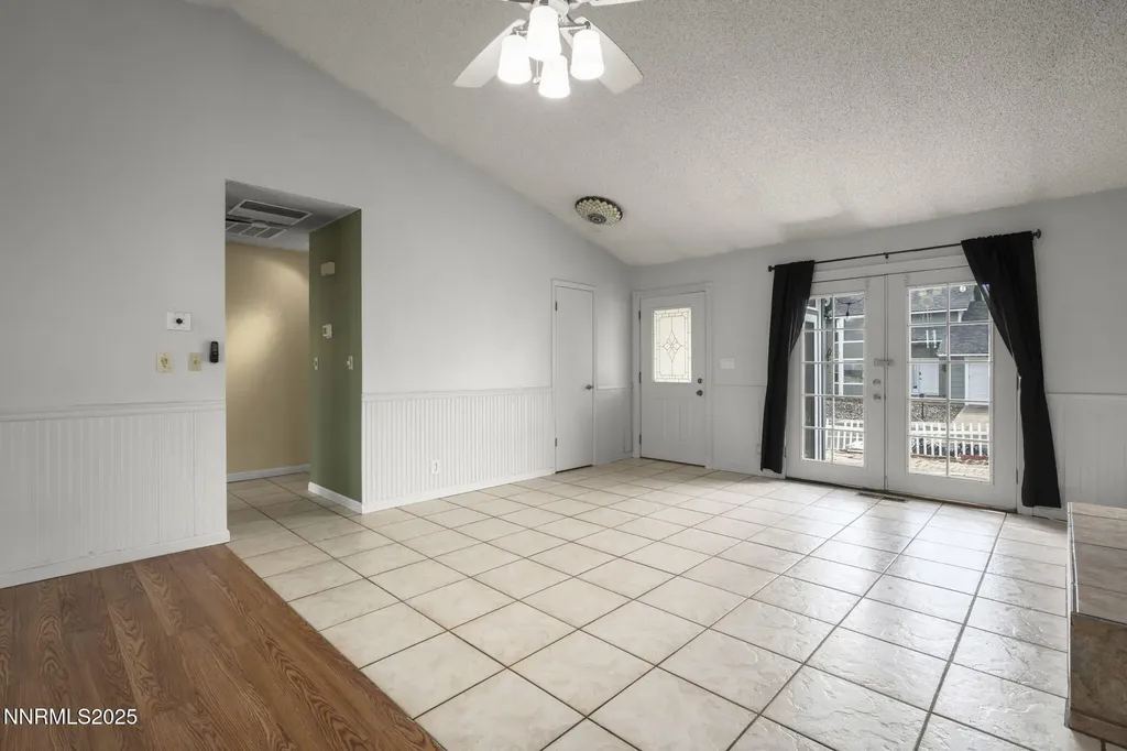 1720 Peavine Reno NV 89503