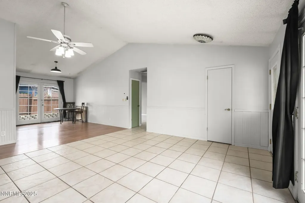 1720 Peavine Reno NV 89503