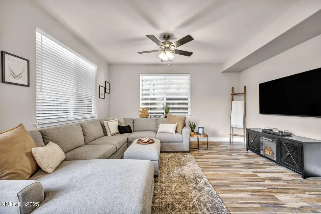 6513 Peppergrass Sparks NV 89436