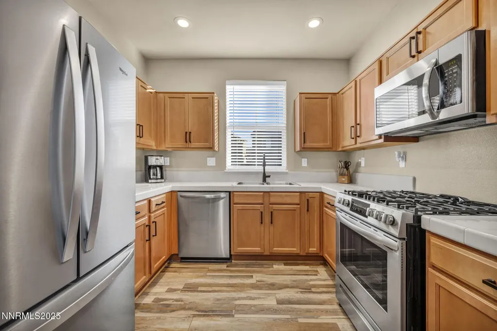 6513 Peppergrass Sparks NV 89436