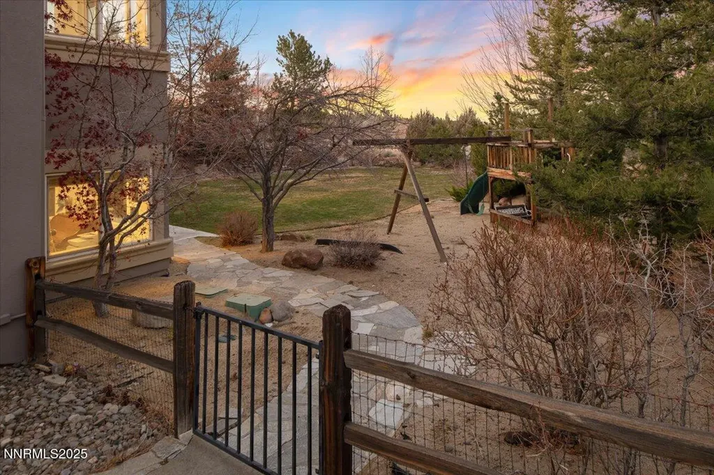 10141 Indian Ridge Reno NV 89511